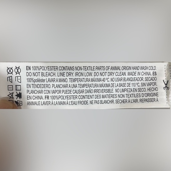 Forever 21 “Liverpool” Beige Blouse, Sz S, Pintuck Front, Slightly Sheer - Picture 6 of 7